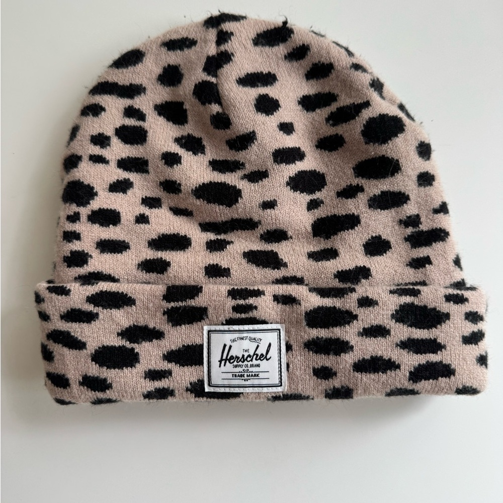 🐆Herschel Supply Company Leopard Print Beanie